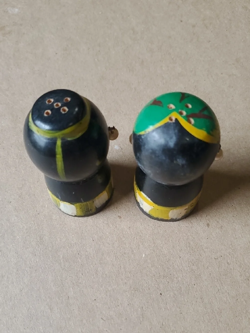 Rare 1950's Disneyland Tiki Adventurland Cruise Salt & Pepper Shaker
